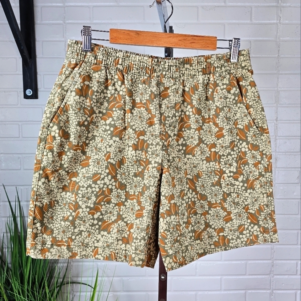 Lands End Womens Green And Cream Floral Patterned Cotton Twill Shorts Size 10
